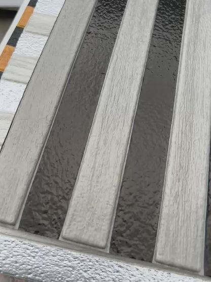 Placas Autoadhesivas WPC 2 Para Pared 67x67cm – Revestimiento Decorativo Impermeable, Fácil Instalación, Diseño Moderno Madera y Elegante Para Living, Dormitorio y Fondos TV